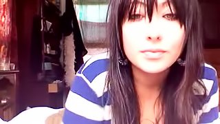 Sexy Webcam Chat With a Gorgeous Brunette